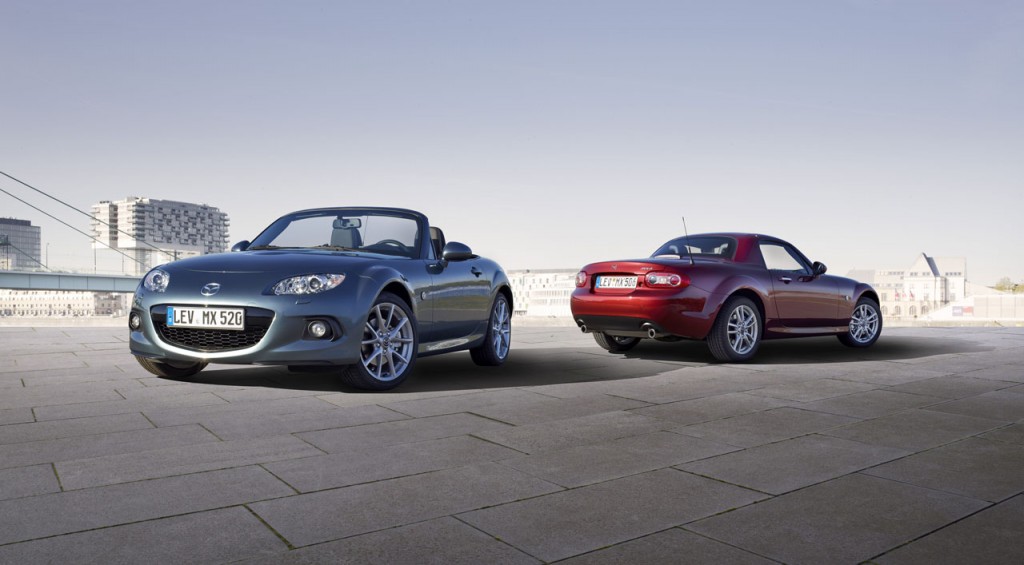 Mazda_MX-5_Facelift_2012_family_02__jpg72