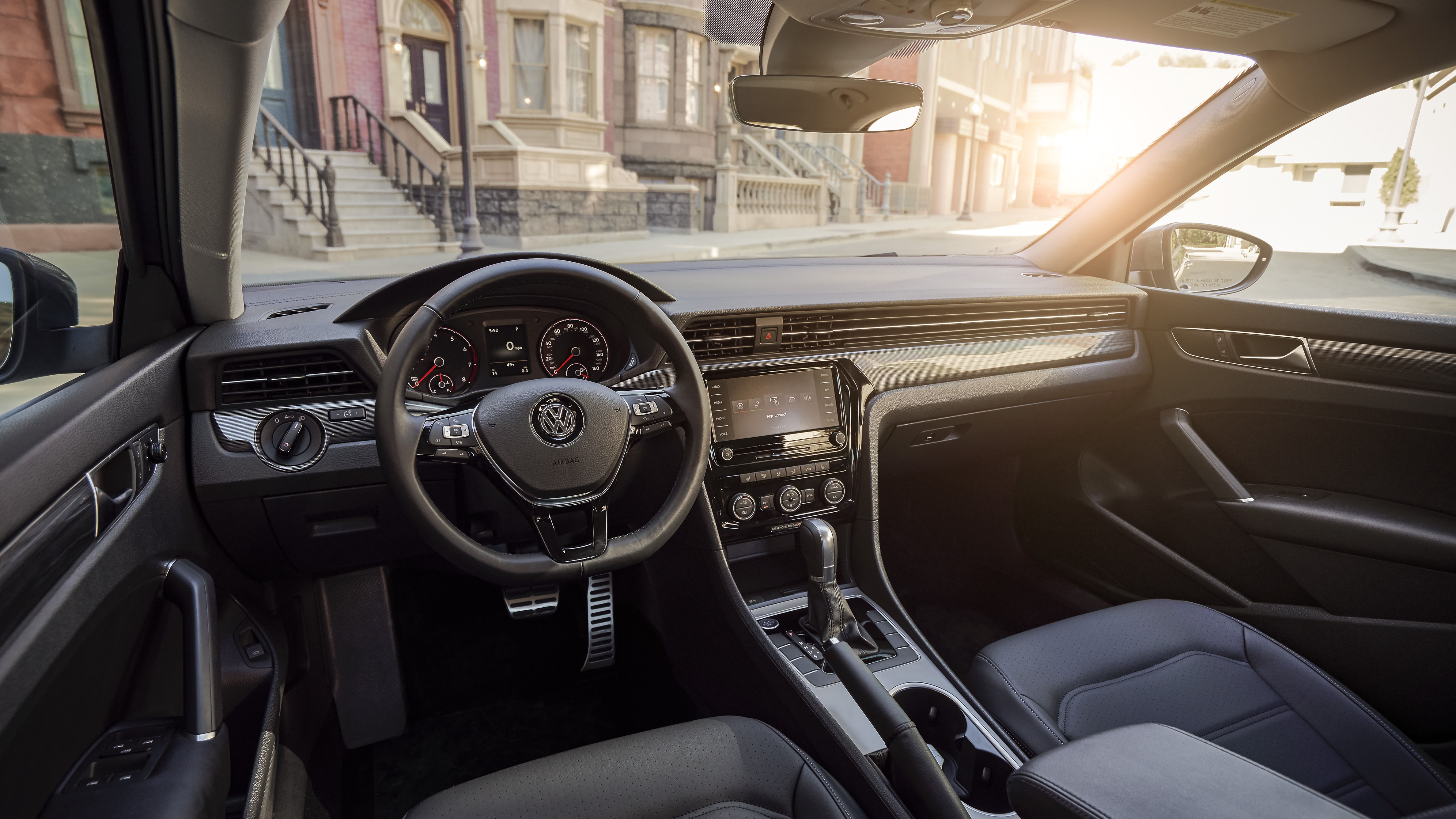 2020-Volkswagen-Passat-interior-2