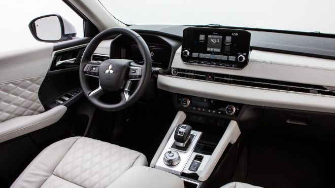 2021-Mitsubishi-outlander-8